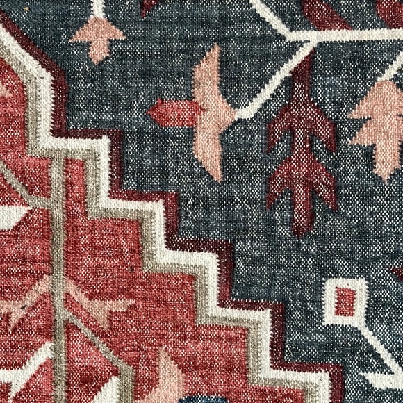 Meet your Posher, Maria - Picture 1 of 1